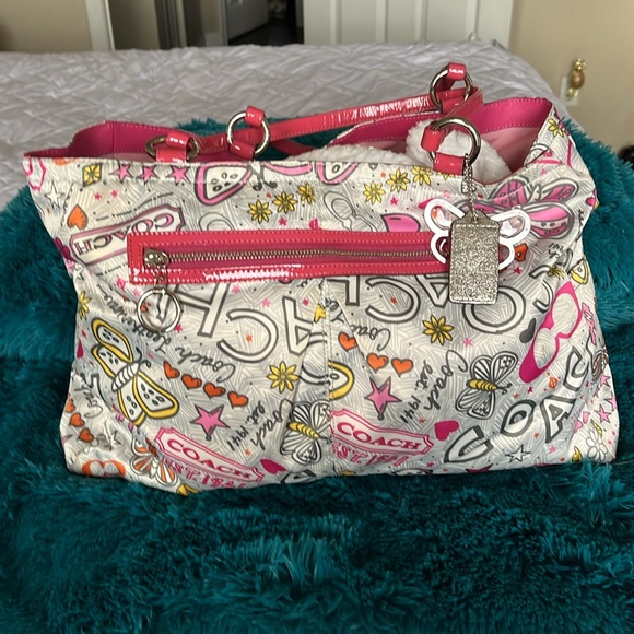 Coach hand bag - Picture 3 of 3